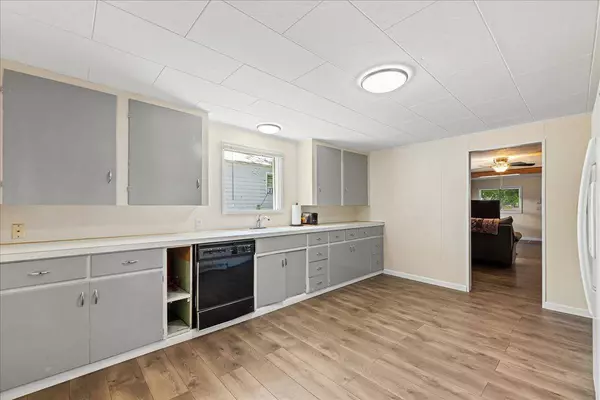 500 N Washington Ave, Newport, WA 99156