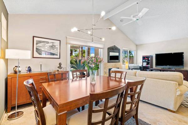 1370 E Luna WAY, Palm Springs, CA 92262