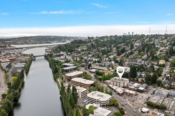 18 Dravus ST #407, Seattle, WA 98109