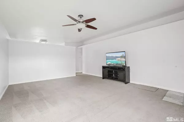 18025 Lockspur Court, Reno, NV 89508-5038