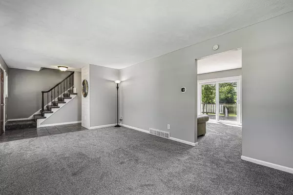 229 Luray NW Avenue, Grand Rapids, MI 49504