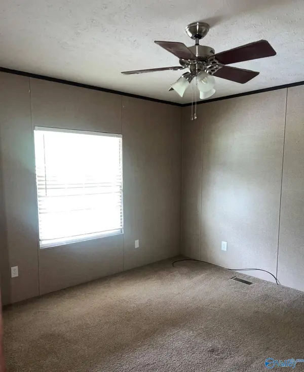 180 Eliza Lane, New Market, AL 35761