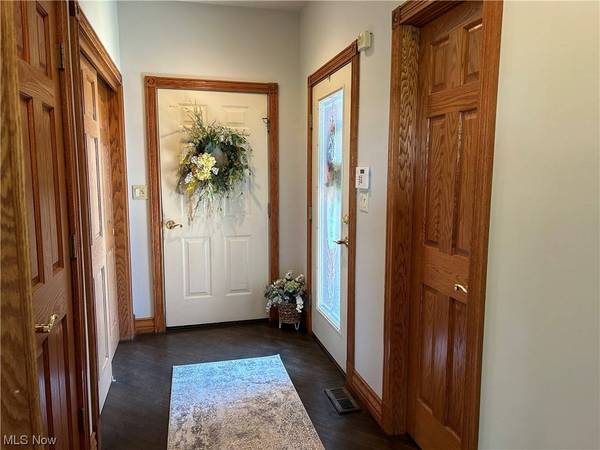 110 Lexington DR, St. Clairsville, OH 43950