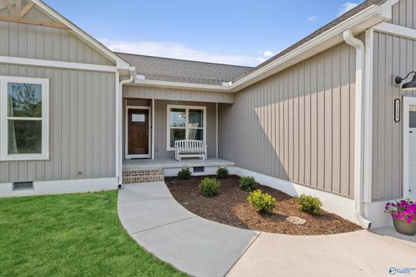 2155 Thomason Road, Albertville, AL 35951