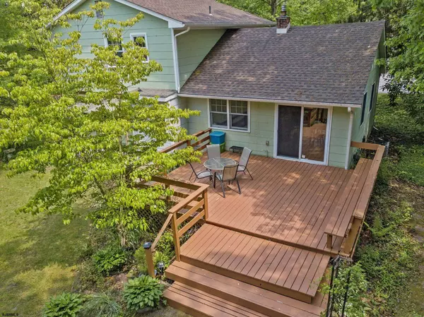 509 Bainbridge Ave, Mays Landing, NJ 08330