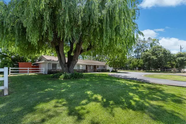 9736 Harvey RD, Galt, CA 95632