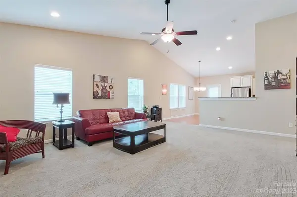 4309 Hampstead Heath DR, Waxhaw, NC 28173