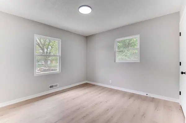 9225 Stevens AVE S, Bloomington, MN 55420