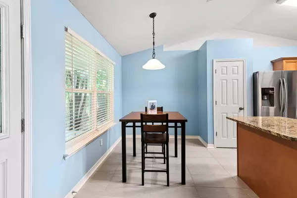 2816 Mohican Way, Crestview, FL 32539