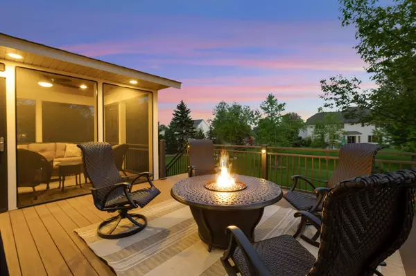 8902 177th ST W, Lakeville, MN 55044