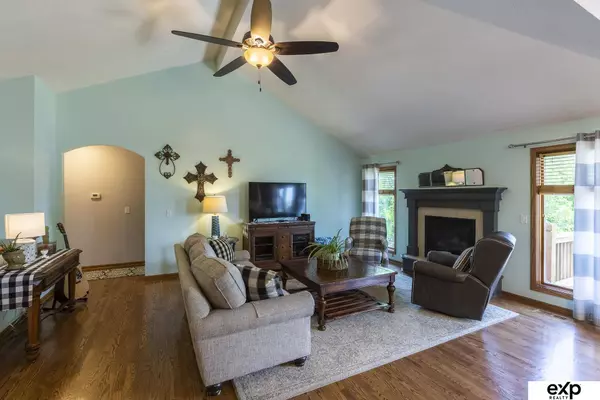 16212 Heather Street, Omaha, NE 68136