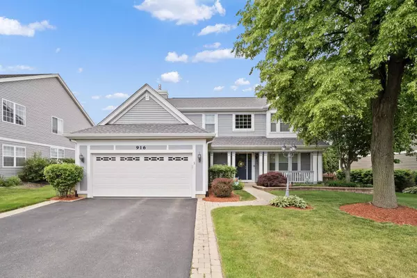 916 Concord Circle, Mundelein, IL 60060