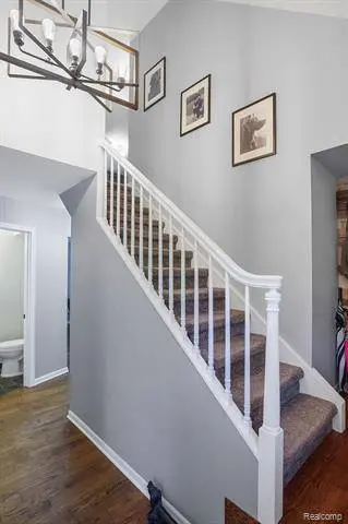 7046 Armstrong Road, Howell, MI 48855