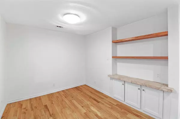 5136 Amesbury Drive #107, Dallas, TX 75206