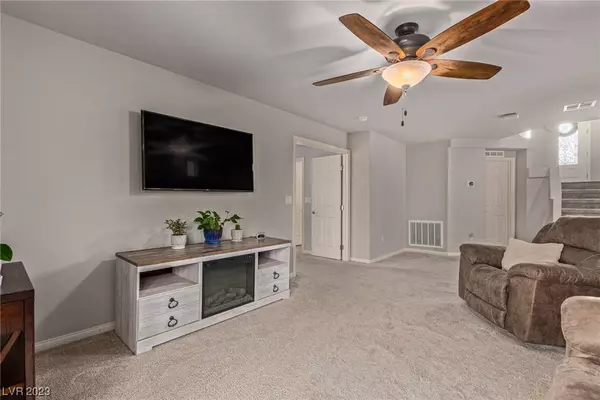 9784 Kodiak Island Court, Las Vegas, NV 89141