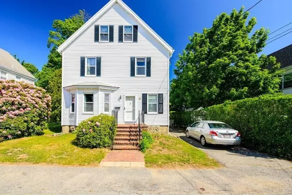 5 Swain Pl, Wakefield, MA 01880