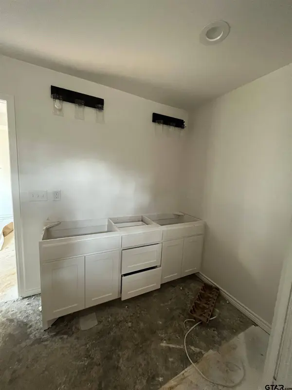 408 N Jarvis, Troup, TX 75789