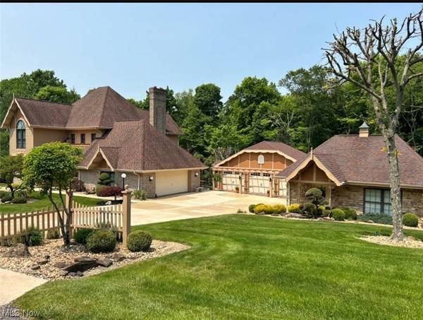 67022 S Almar LN, St. Clairsville, OH 43950