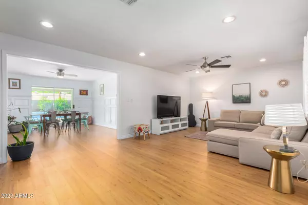 8307 E MEADOWBROOK Avenue, Scottsdale, AZ 85251