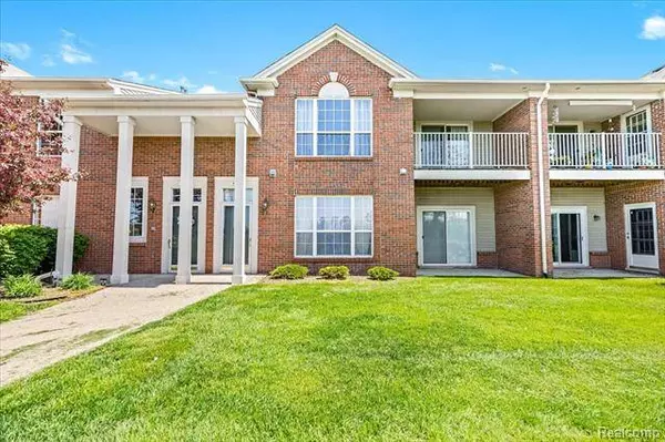 51799 ADLER PARK Drive W W, Chesterfield, MI 48051