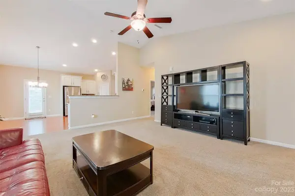 4309 Hampstead Heath DR, Waxhaw, NC 28173