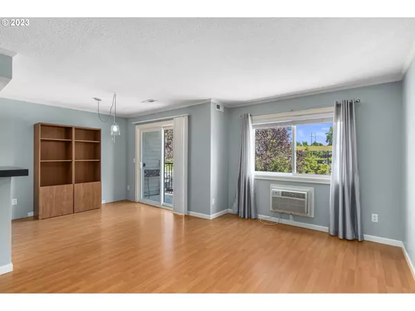 6600 SE DIVISION ST #203, Portland, OR 97206