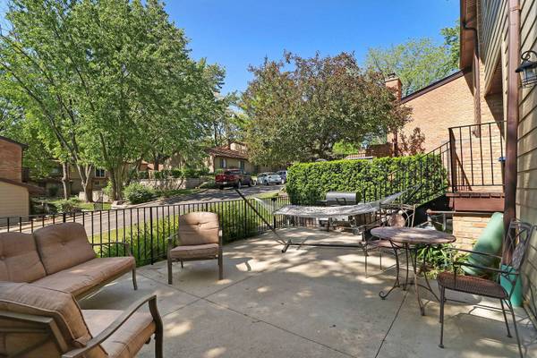 68 WOODHILLS BAY RD #68, Fox Lake, IL 60020