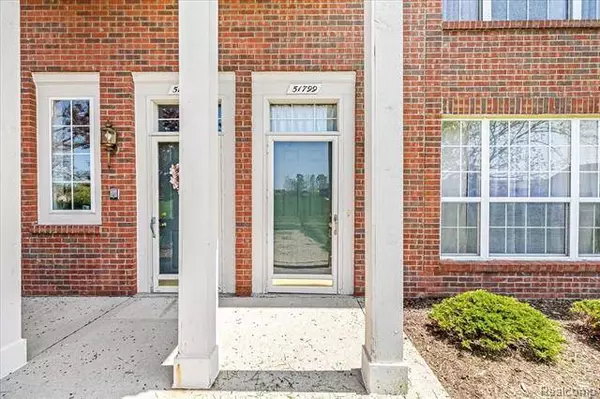 51799 ADLER PARK Drive W W, Chesterfield, MI 48051