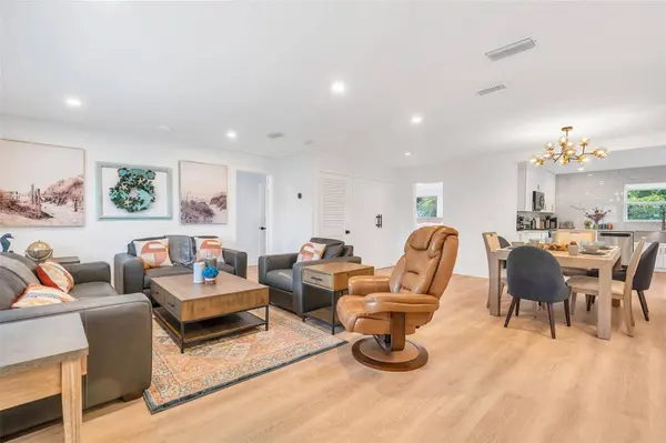 1654 SUFFOLK DR, Clearwater, FL 33756