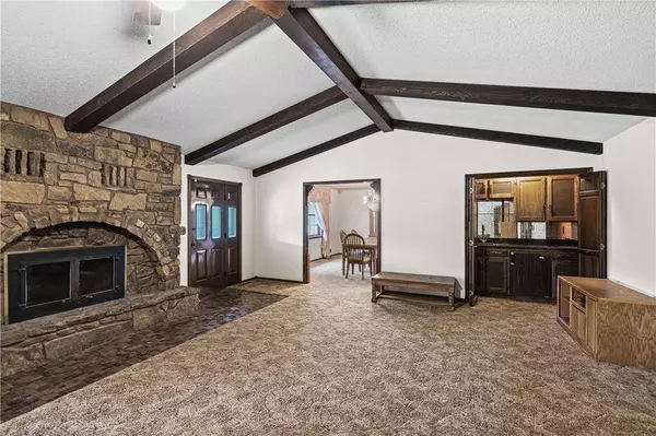 8000 SE Condor LN, Galena, KS 66739
