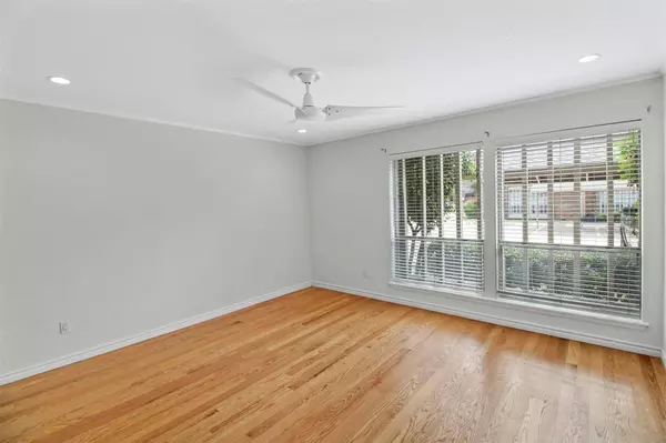 5136 Amesbury Drive #107, Dallas, TX 75206