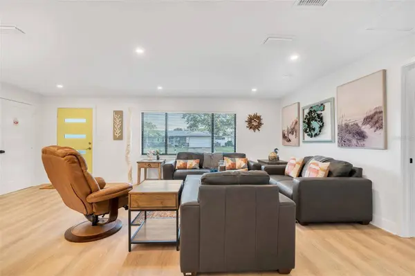 1654 SUFFOLK DR, Clearwater, FL 33756