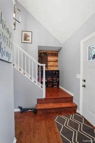 7046 Armstrong Road, Howell, MI 48855