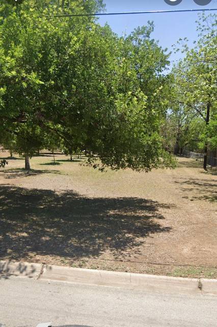 801 Quinlan ST, Kerrville, TX 78028