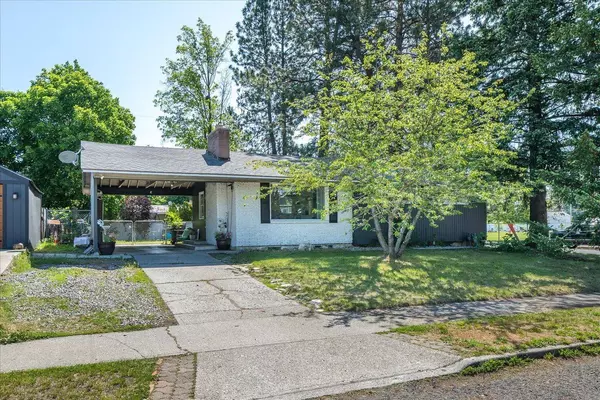 5704 N Walnut St, Spokane, WA 99205