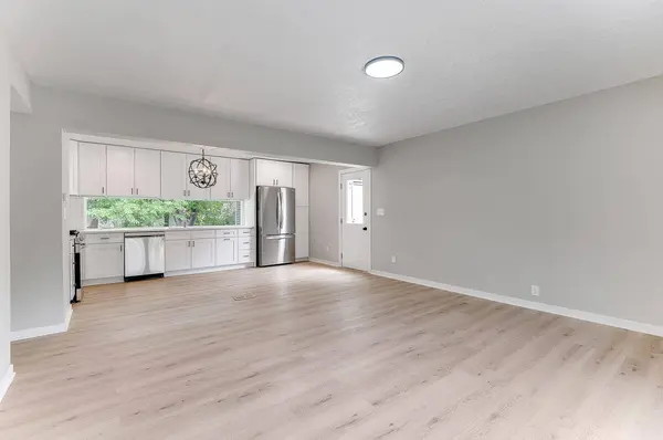 9225 Stevens AVE S, Bloomington, MN 55420