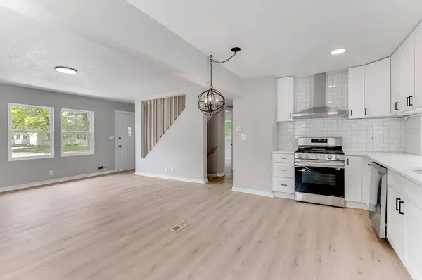 9225 Stevens AVE S, Bloomington, MN 55420