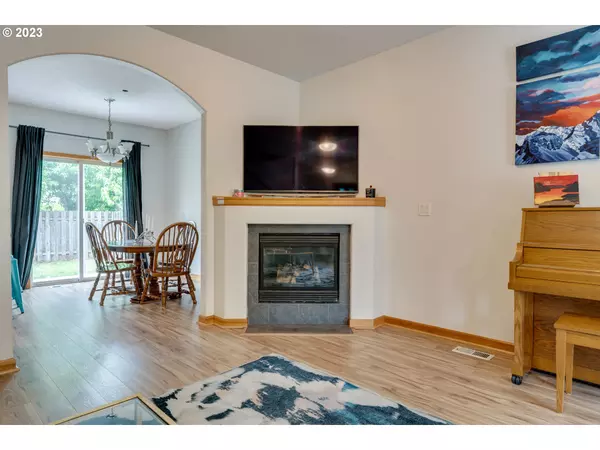 2025 SW 6TH AVE, Camas, WA 98607