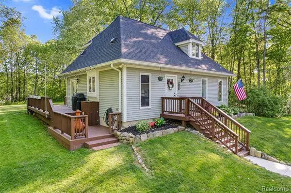 7046 Armstrong Road, Howell, MI 48855