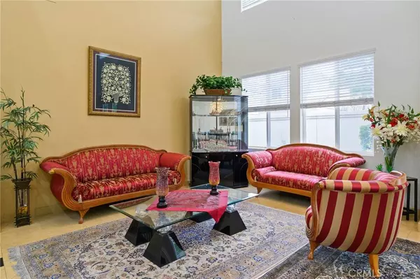 19 Vetrina, Irvine, CA 92606