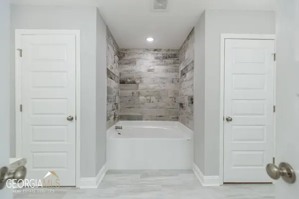 2048 Meadow Cove, Valdosta, GA GA