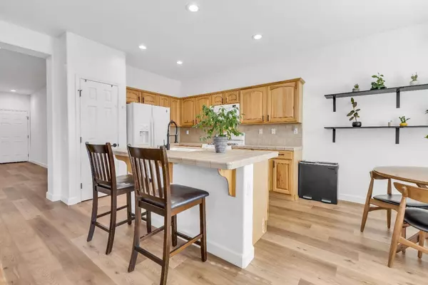 7917 Quaker Ridge WAY, Sacramento, CA 95829