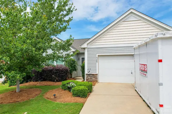 4309 Hampstead Heath DR, Waxhaw, NC 28173