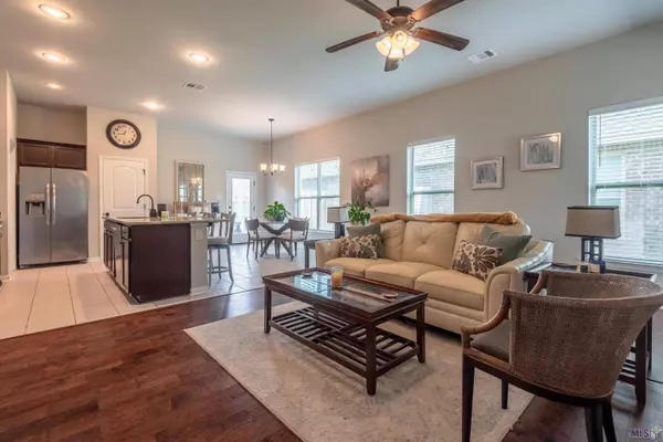 6619 RED ROSE DR, Baton Rouge, LA 70817