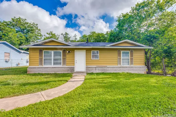 6631 BUENA VISTA ST, San Antonio, TX 78227-1504