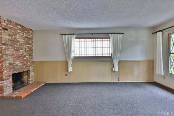 2658 Escondido AVE, San Diego, CA 92123