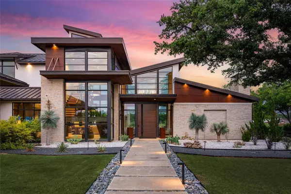 859 S White Chapel Boulevard, Southlake, TX 76092