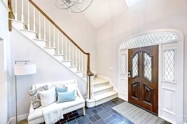 4710 Mcalpine Farm RD, Charlotte, NC 28226