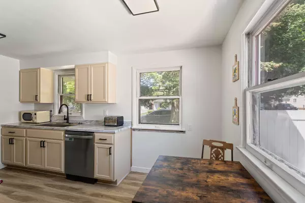 5610 N Oak St, Spokane, WA 99205