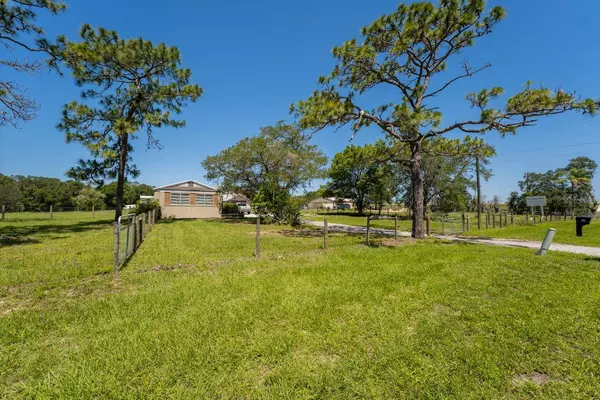 5910 PLYMOUTH SORRENTO RD, Apopka, FL 32712